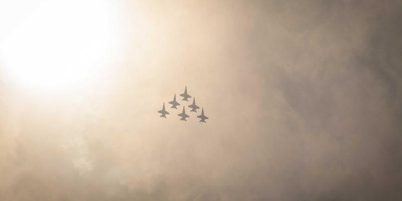 从核心到氛围：高端住宅室内照明设计中隐藏式与重点照明的平衡术