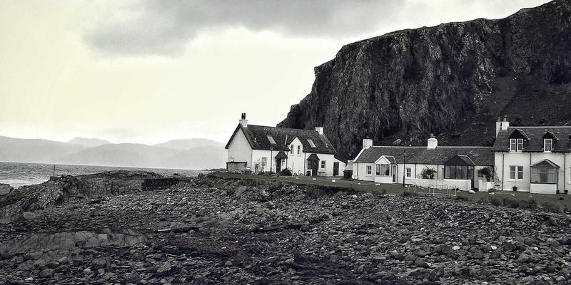 医疗手术无影灯核心技术解析：高显色、无频闪与深度阴影消除的照明解决方案