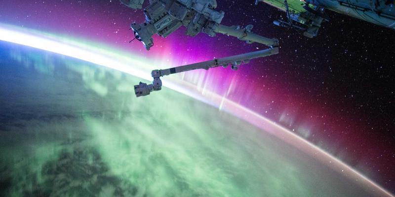 核心照明98：引领LED灯具在亮化工程与景观照明中的创新实践